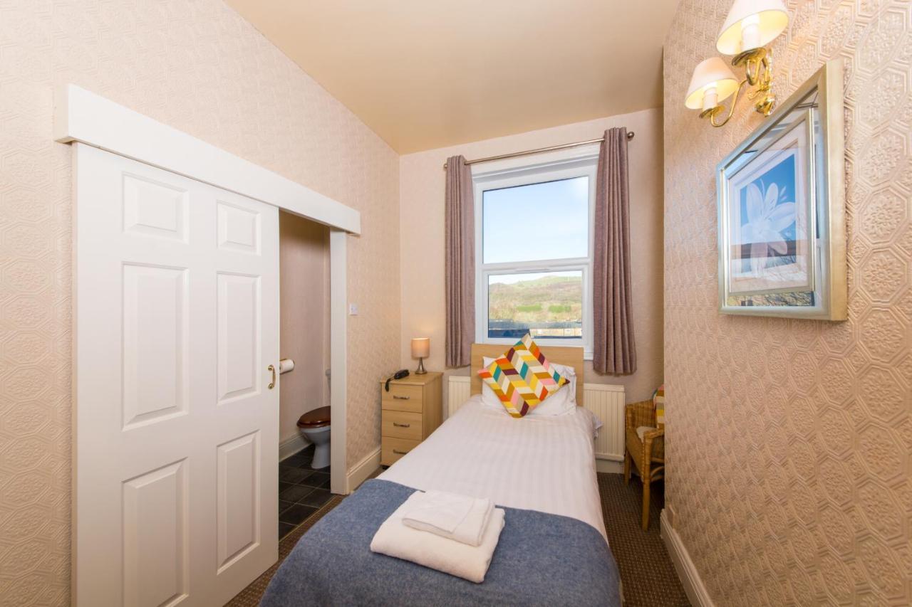Dalesgate Hotel - Self Check In Keighley Buitenkant foto